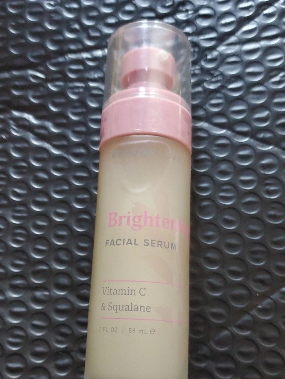 Brighten Facial Serum Vitamin C & Squalane – Pink/Cream